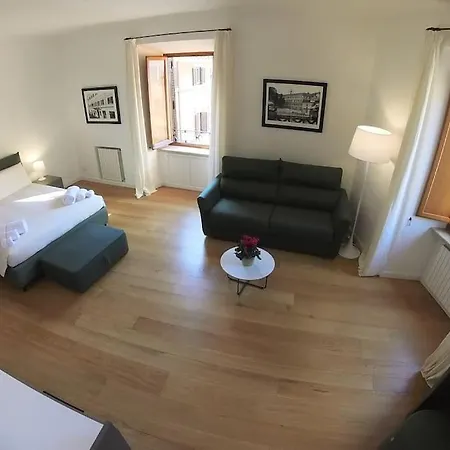 Apartment Nesty Margana House *
