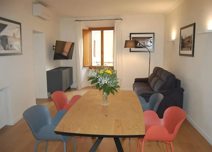 Nesty Margana House Apartment